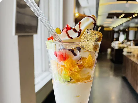 のせて楽しむ自分だけのパフェ